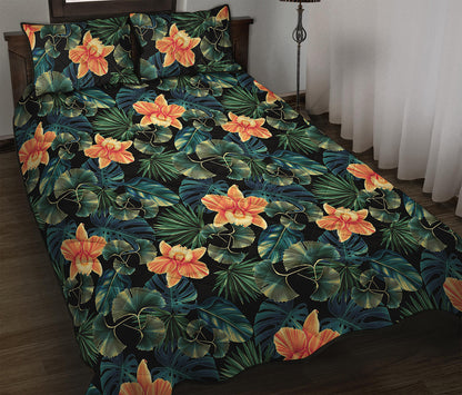 Tropical Leaf And Hawaiian Flower Print Quilt Bed Set