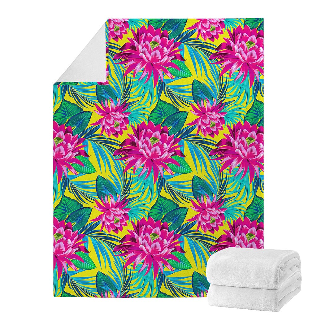 Tropical Lotus Pattern Print Blanket