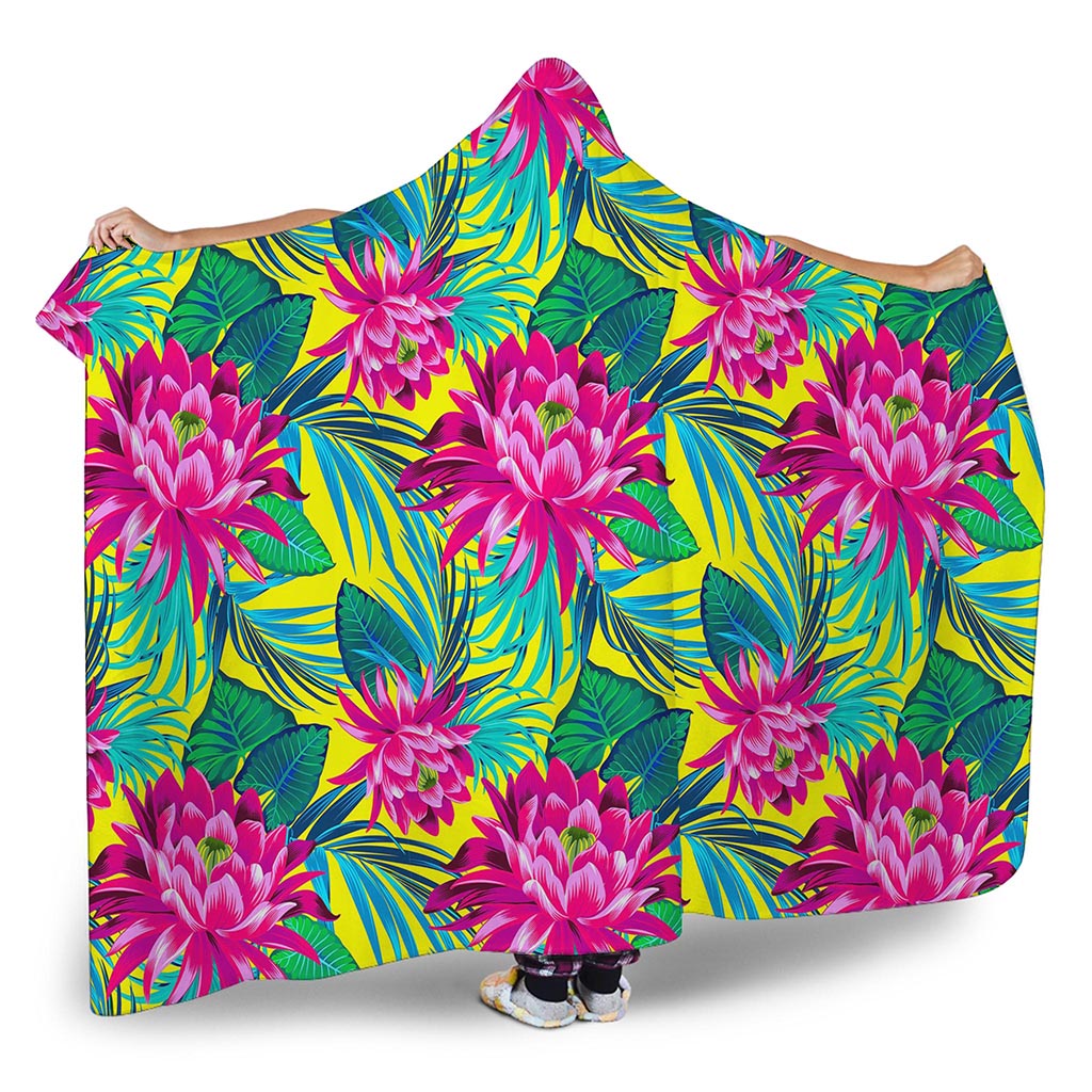 Tropical Lotus Pattern Print Hooded Blanket