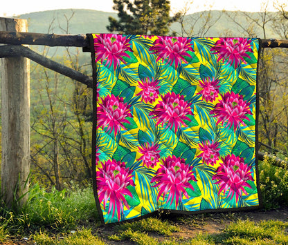 Tropical Lotus Pattern Print Quilt