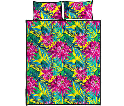 Tropical Lotus Pattern Print Quilt Bed Set