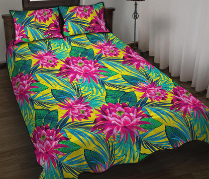 Tropical Lotus Pattern Print Quilt Bed Set