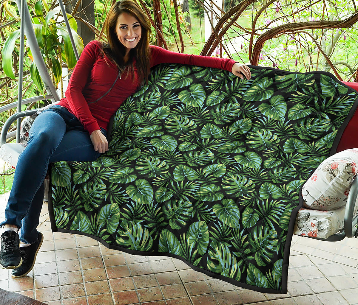 Tropical Monstera Leaves Pattern Print Quilt