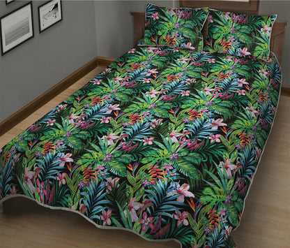 Tropical Palm And Hibiscus Print Quilt Bed Set