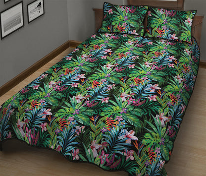 Tropical Palm And Hibiscus Print Quilt Bed Set