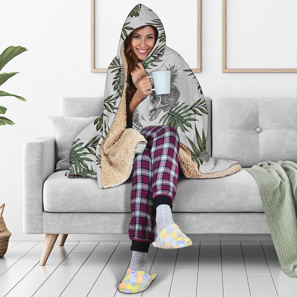 Tropical Pineapple Skull Pattern Print Hooded Blanket