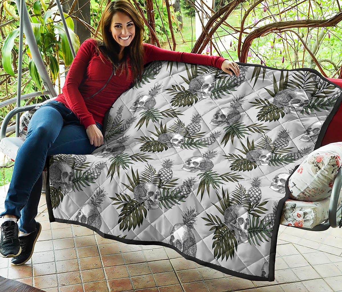 Tropical Pineapple Skull Pattern Print Quilt