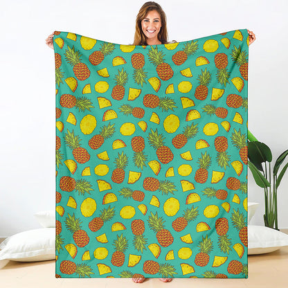 Tropical Pineapples Pattern Print Blanket