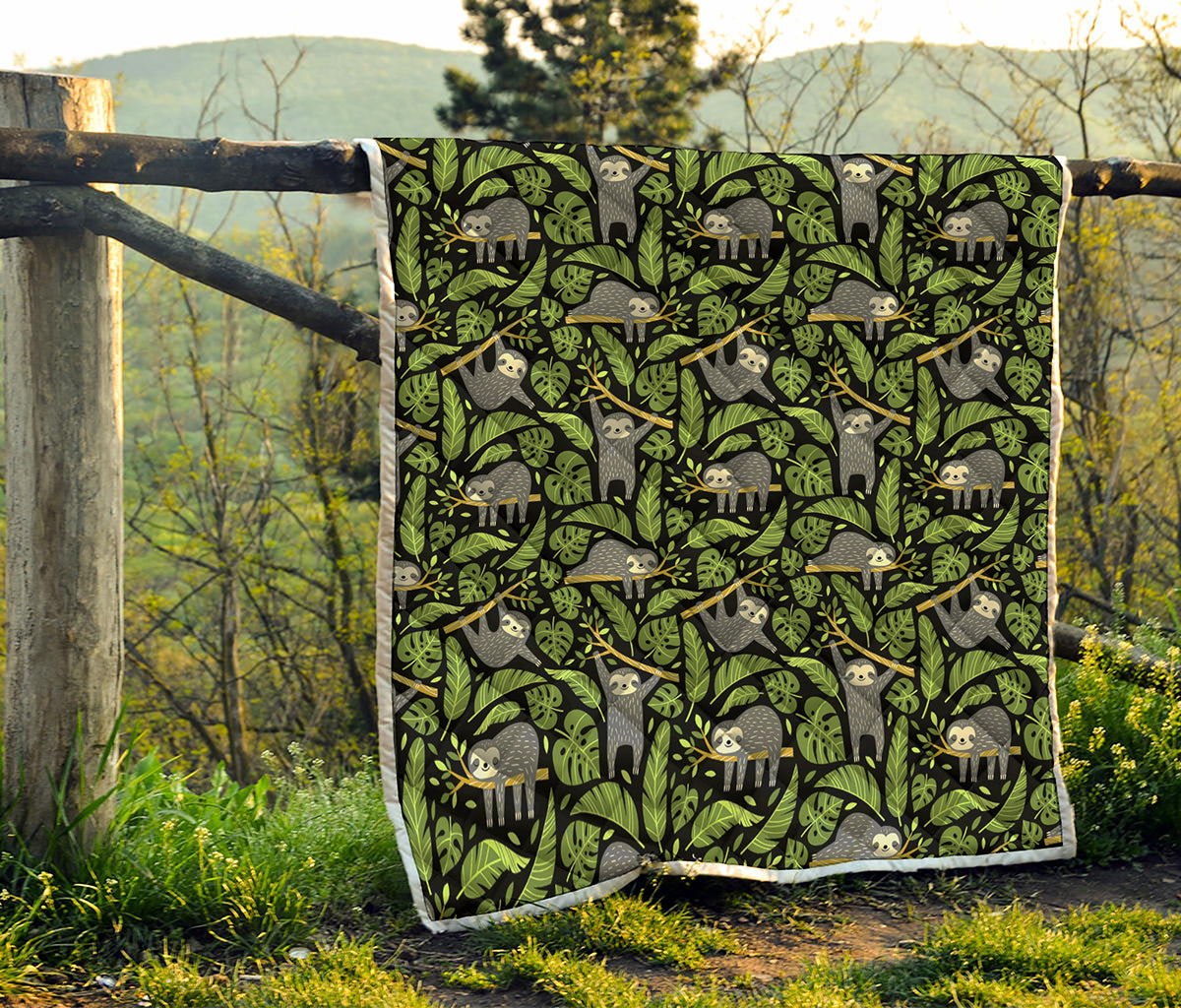 Tropical Sloth Pattern Print Quilt