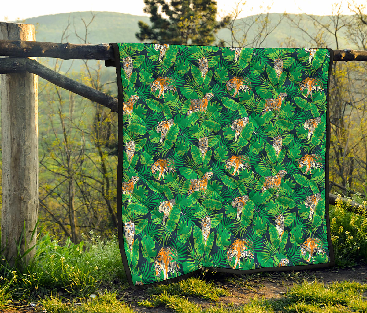 Tropical Tiger Pattern Print Quilt