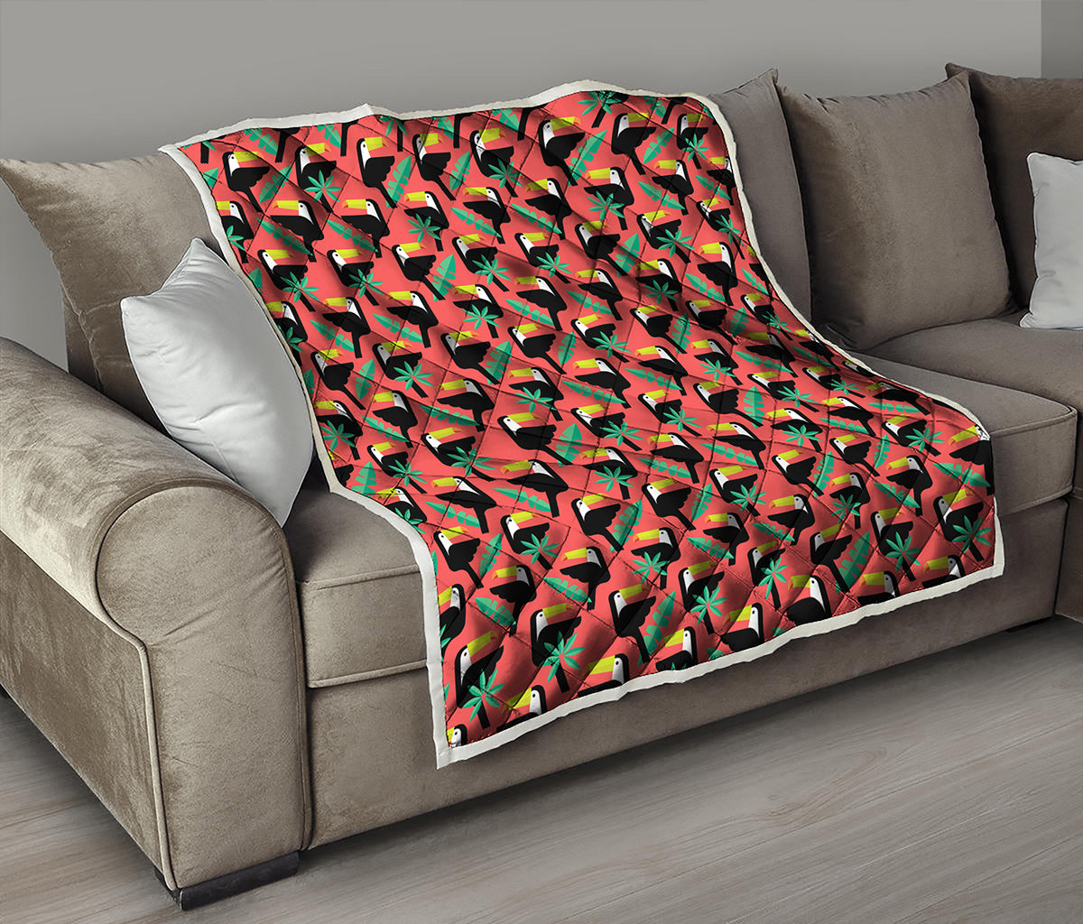 Tropical Toco Toucan Pattern Print Quilt