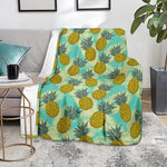 Tropical Vintage Pineapple Pattern Print Blanket