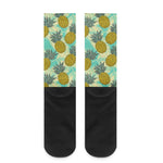 Tropical Vintage Pineapple Pattern Print Crew Socks