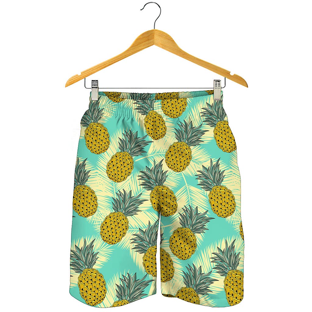 Tropical Vintage Pineapple Pattern Print Men's Shorts
