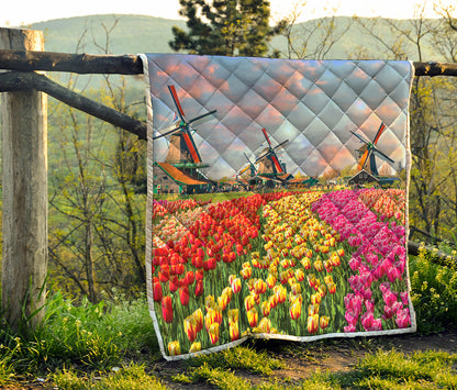 Tulip Field Print Quilt