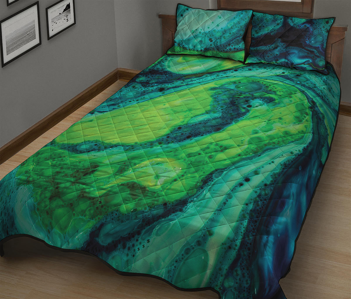 Turquoise And Green Acid Melt Print Quilt Bed Set