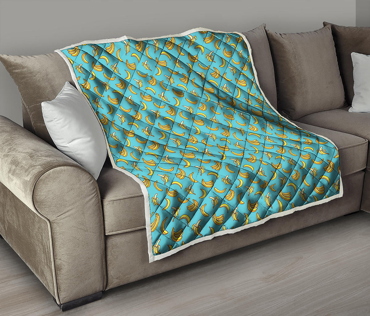 Turquoise Banana Pattern Print Quilt