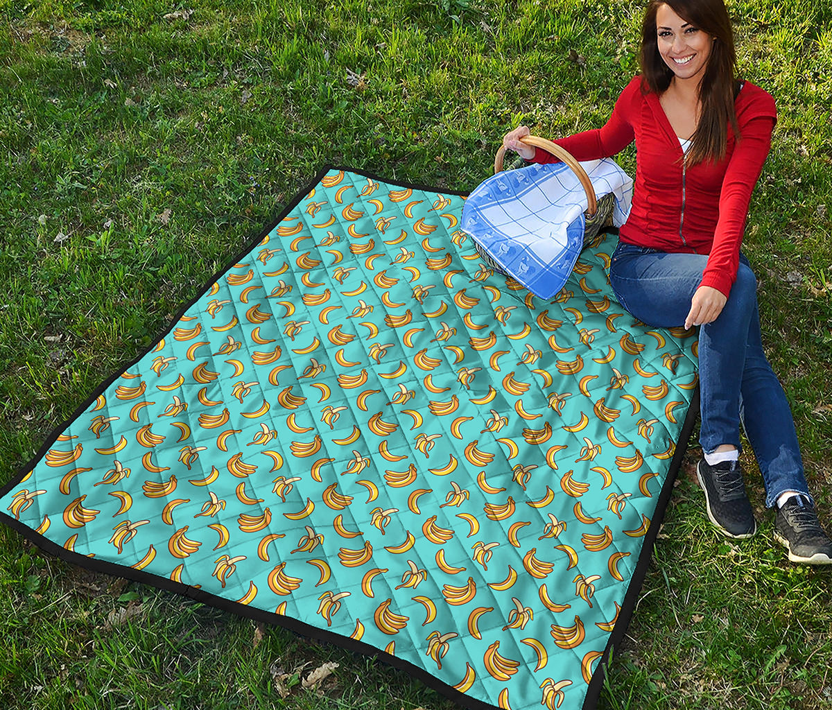 Turquoise Banana Pattern Print Quilt