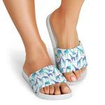 Turquoise Giraffe Pattern Print White Slide Sandals