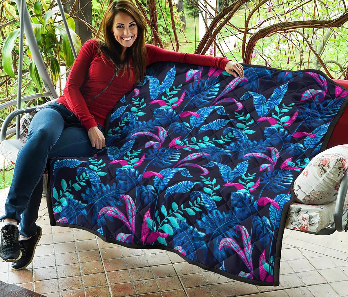 Turquoise Hawaii Tropical Pattern Print Quilt