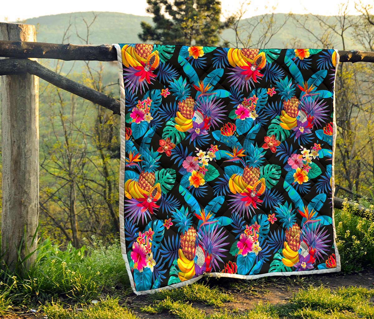 Turquoise Hawaiian Fruits Pattern Print Quilt