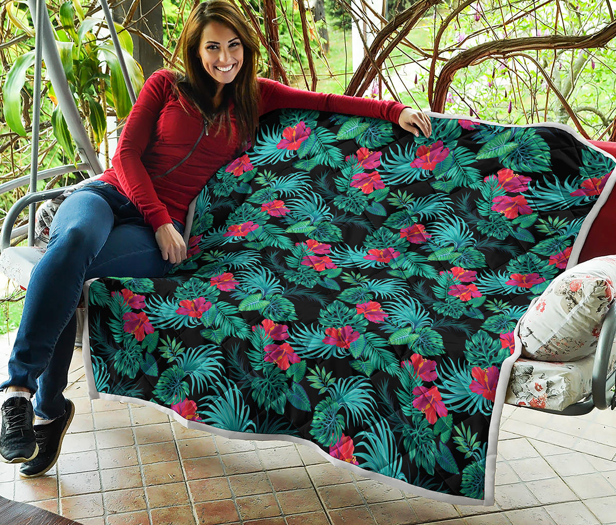 Turquoise Hawaiian Palm Leaves Print Quilt