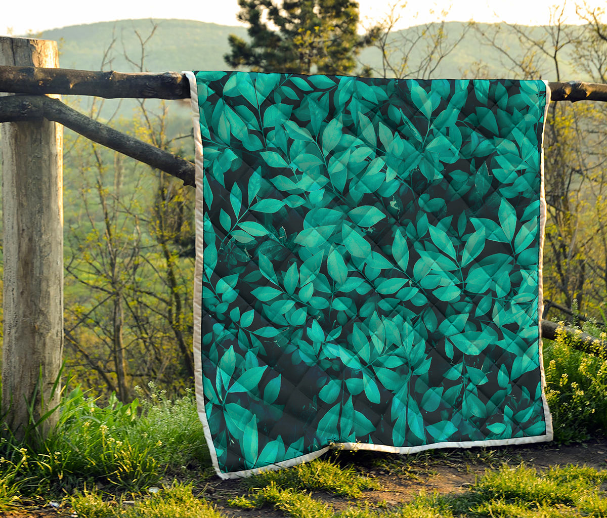Turquoise Leaf Print Quilt