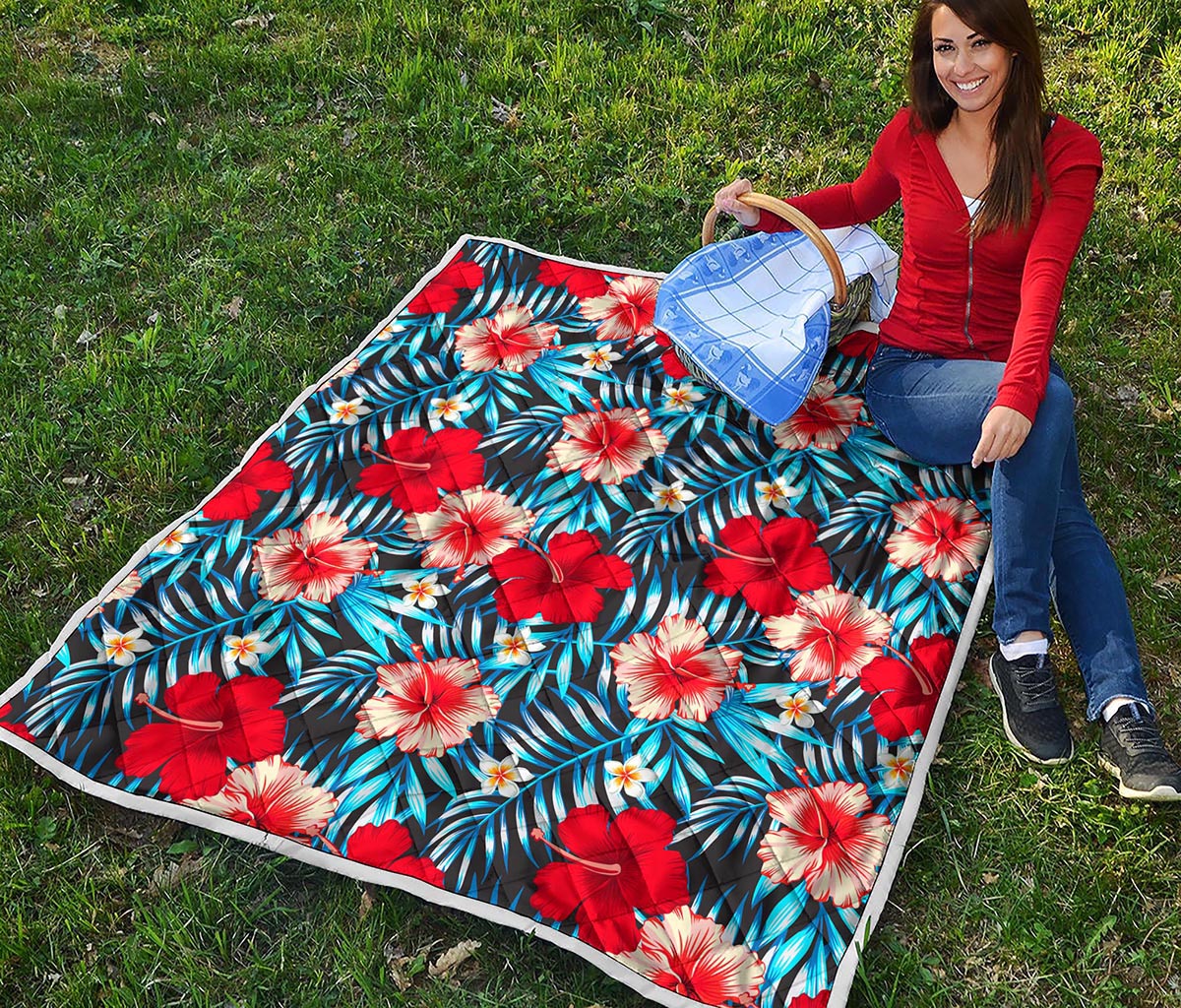 Turquoise Leaves Hibiscus Pattern Print Quilt