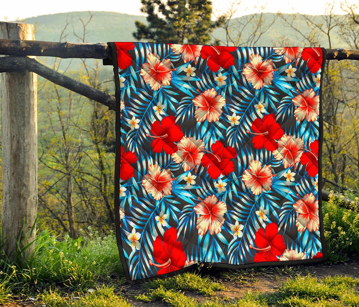 Turquoise Leaves Hibiscus Pattern Print Quilt