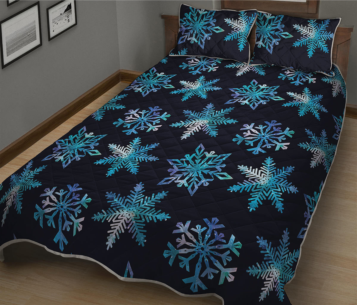 Turquoise Snowflake Pattern Print Quilt Bed Set