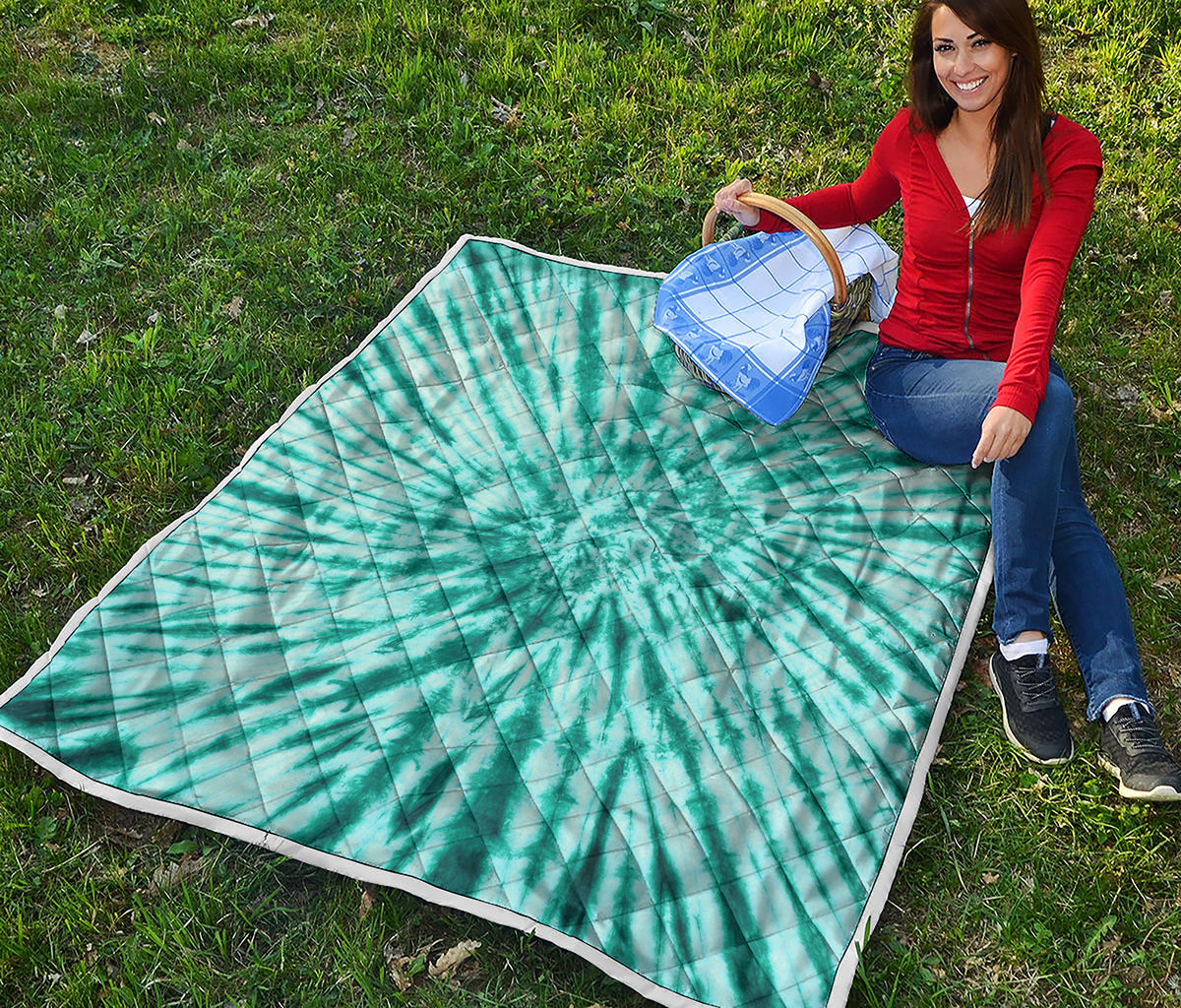 Turquoise Tie Dye Print Quilt