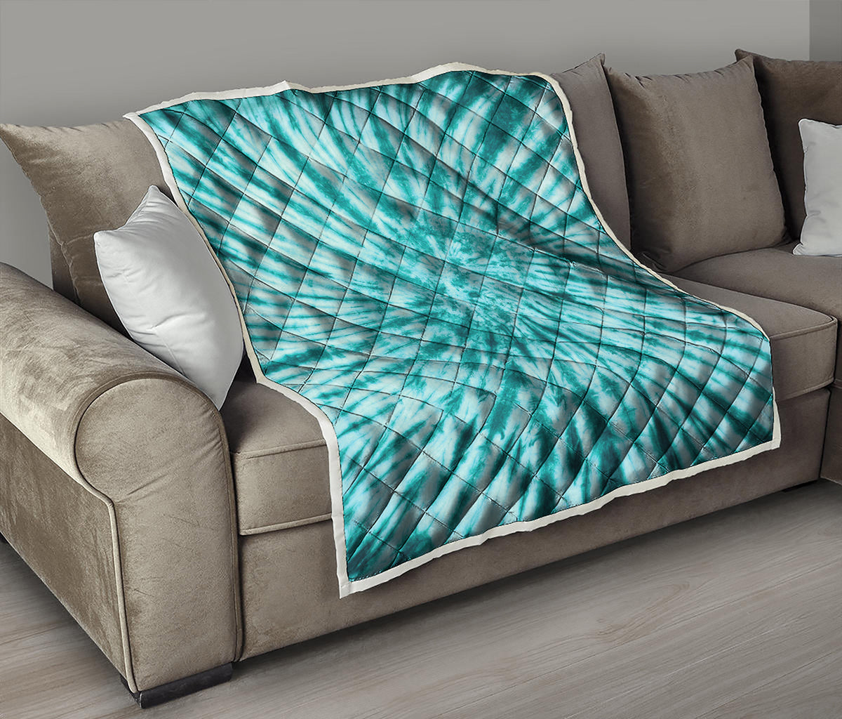 Turquoise Tie Dye Print Quilt