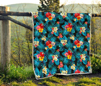 Turquoise Tropical Hawaii Pattern Print Quilt