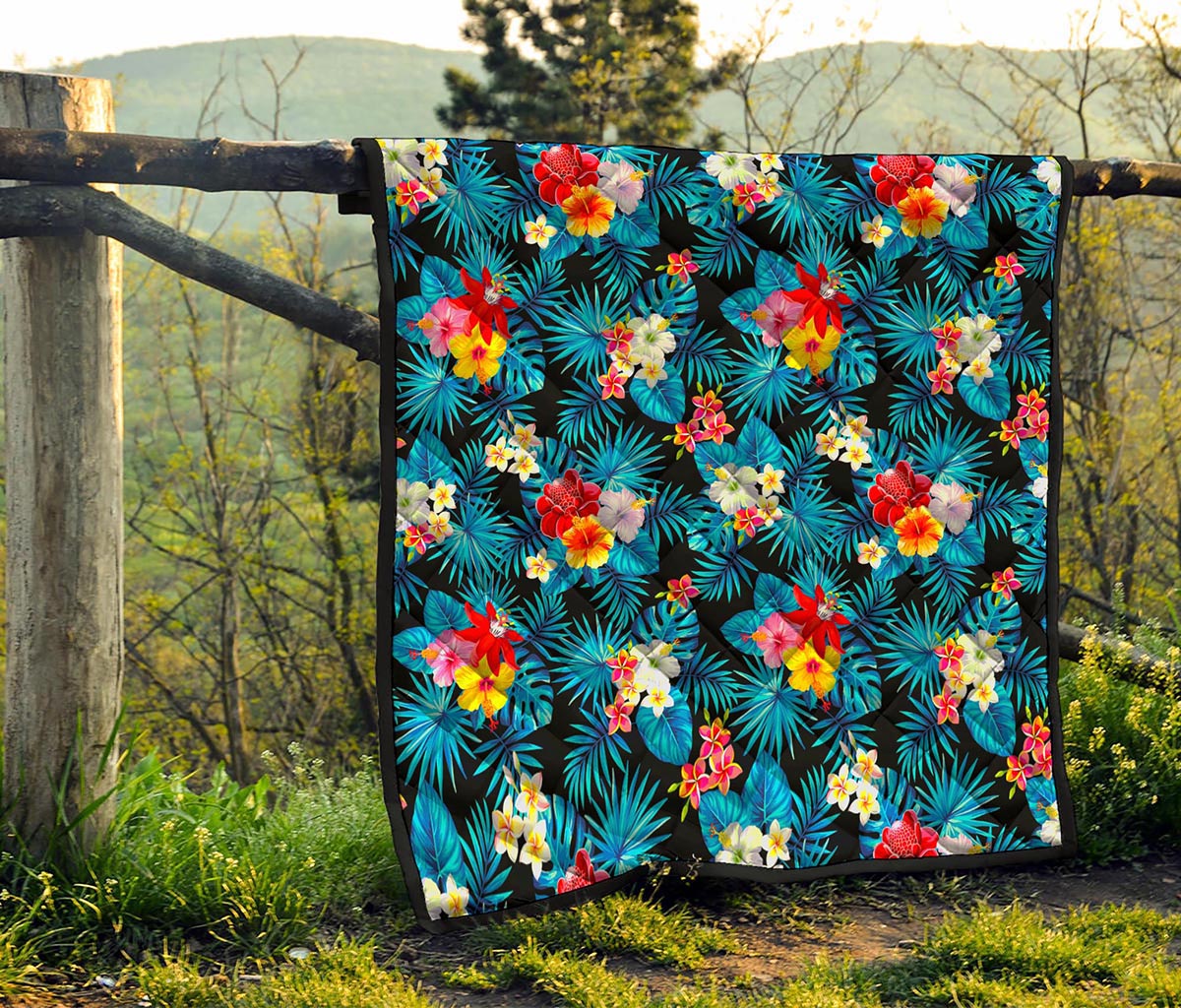 Turquoise Tropical Hawaii Pattern Print Quilt