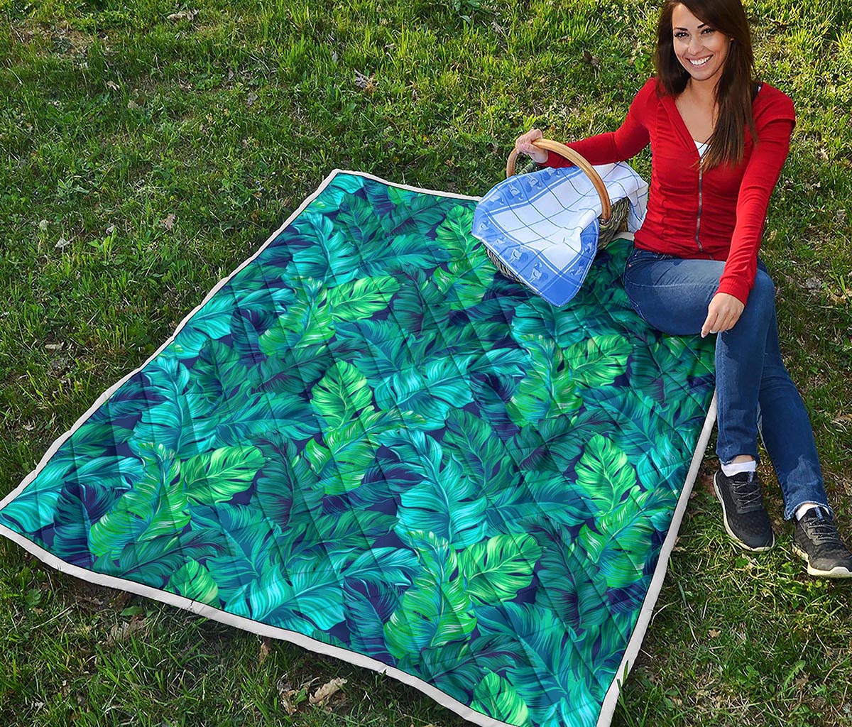 Turquoise Tropical Leaf Pattern Print Quilt