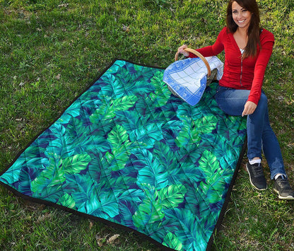 Turquoise Tropical Leaf Pattern Print Quilt