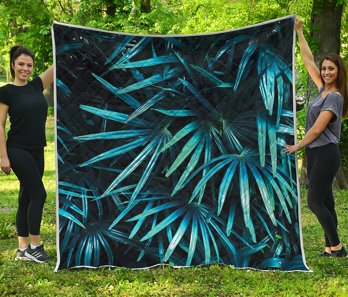 Turquoise Tropical Leaves Print Quilt