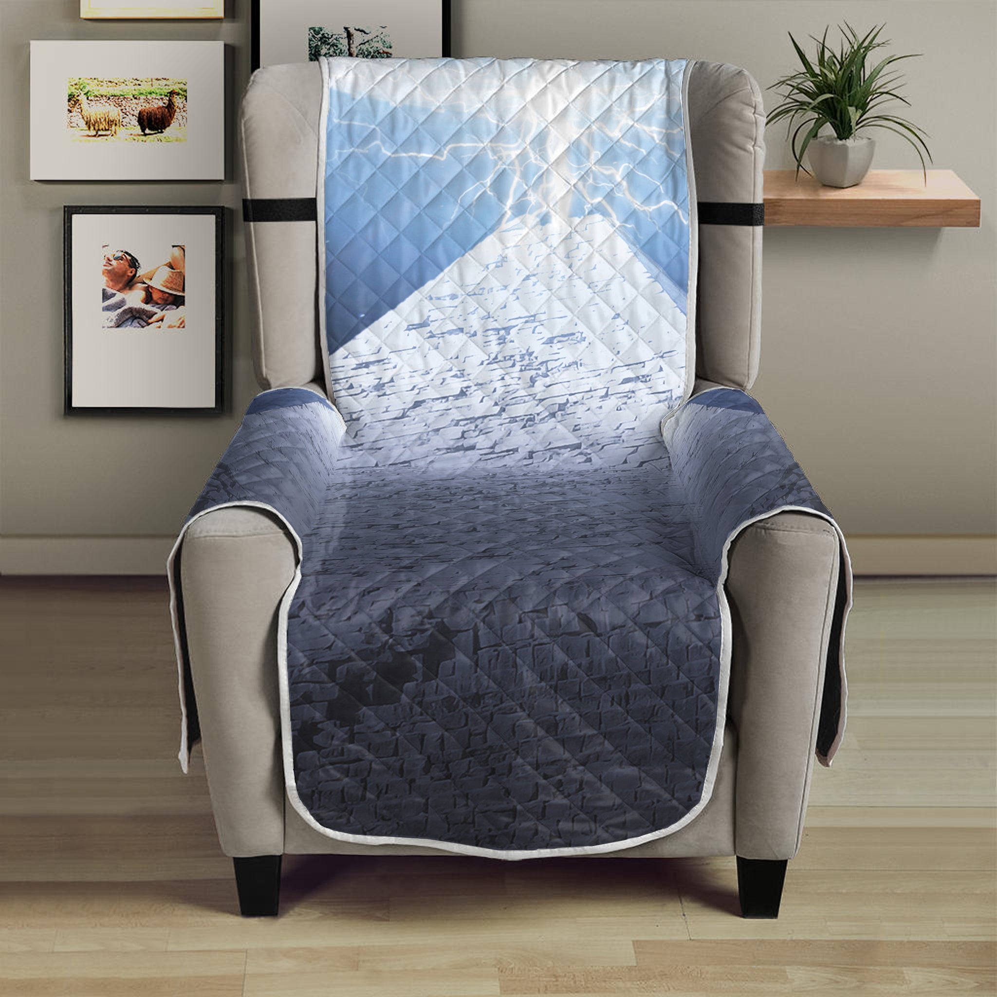 UFO Pyramid Print Armchair Protector