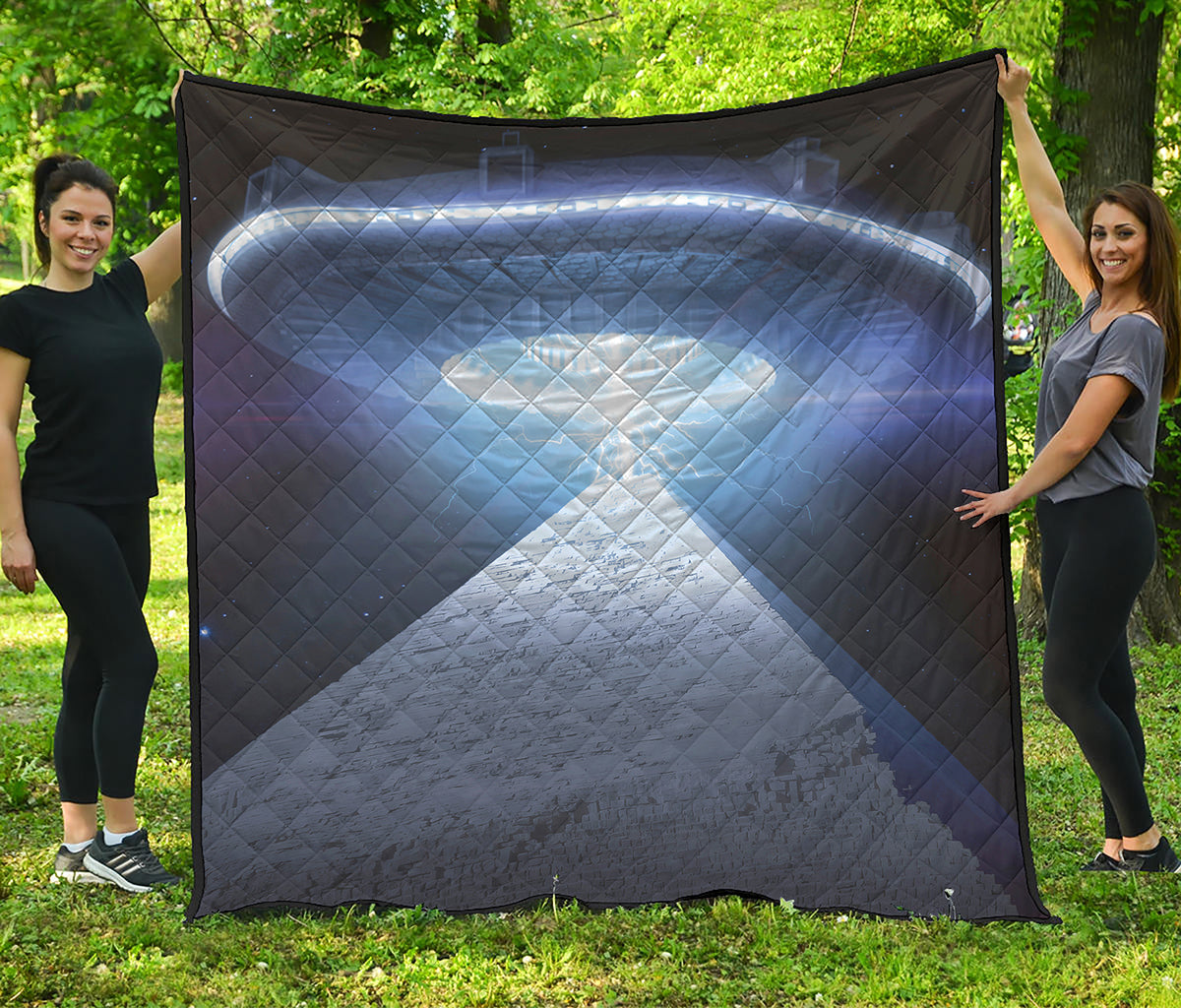 UFO Pyramid Print Quilt