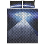 UFO Pyramid Print Quilt Bed Set