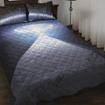 UFO Pyramid Print Quilt Bed Set