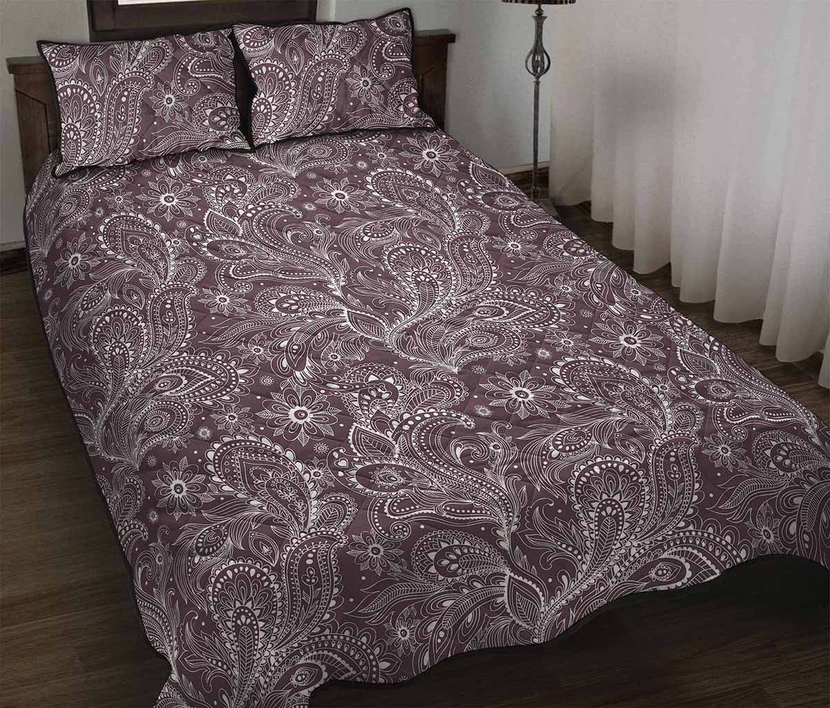 Umber Floral Bohemian Pattern Print Quilt Bed Set