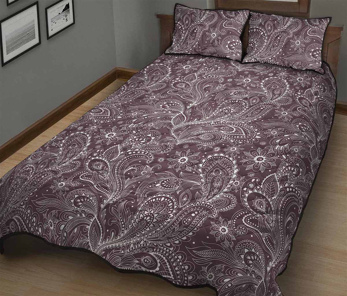 Umber Floral Bohemian Pattern Print Quilt Bed Set