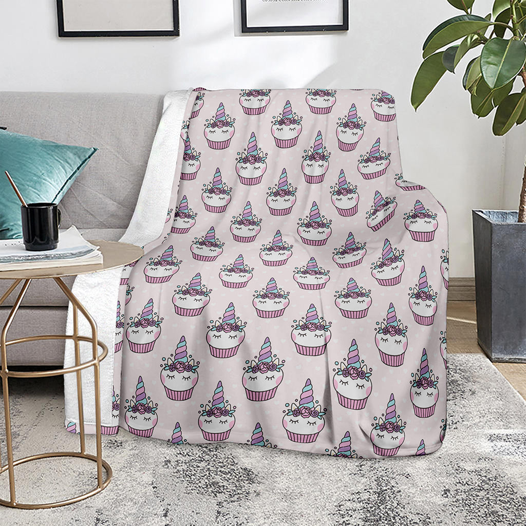 Unicorn Cupcake Pattern Print Blanket