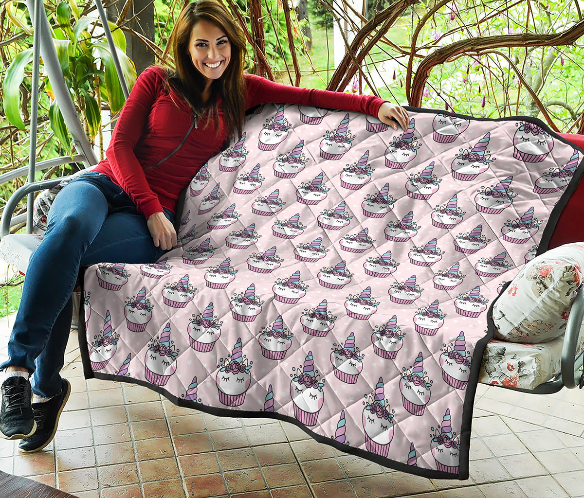 Unicorn Cupcake Pattern Print Quilt