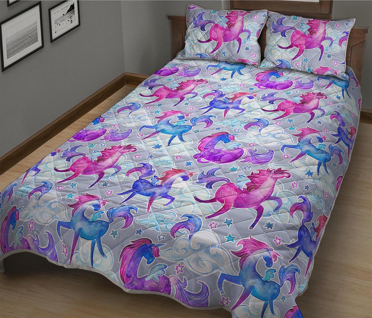 Unicorn Paradise Pattern Print Quilt Bed Set