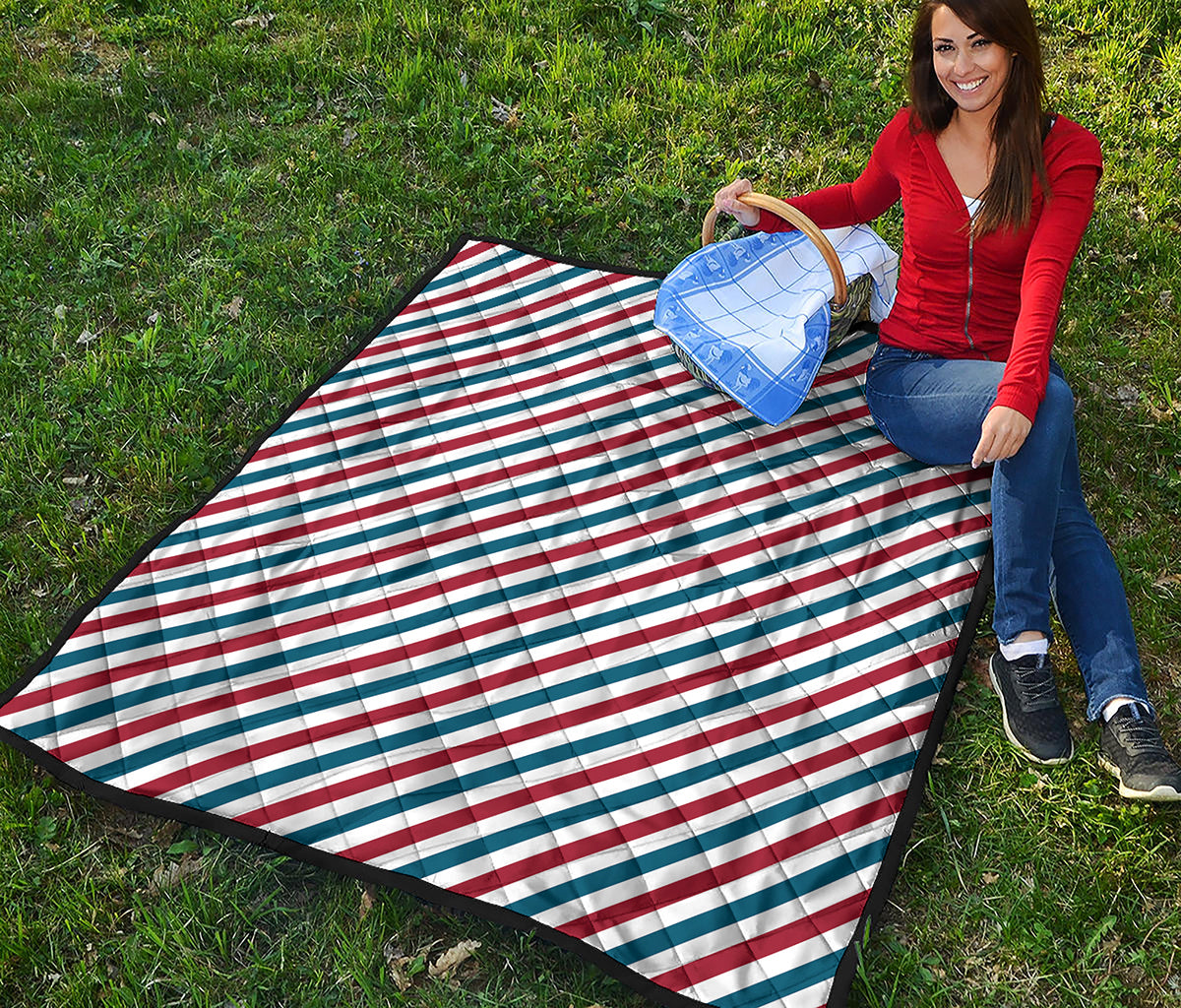 USA Patriotic Striped Pattern Print Quilt