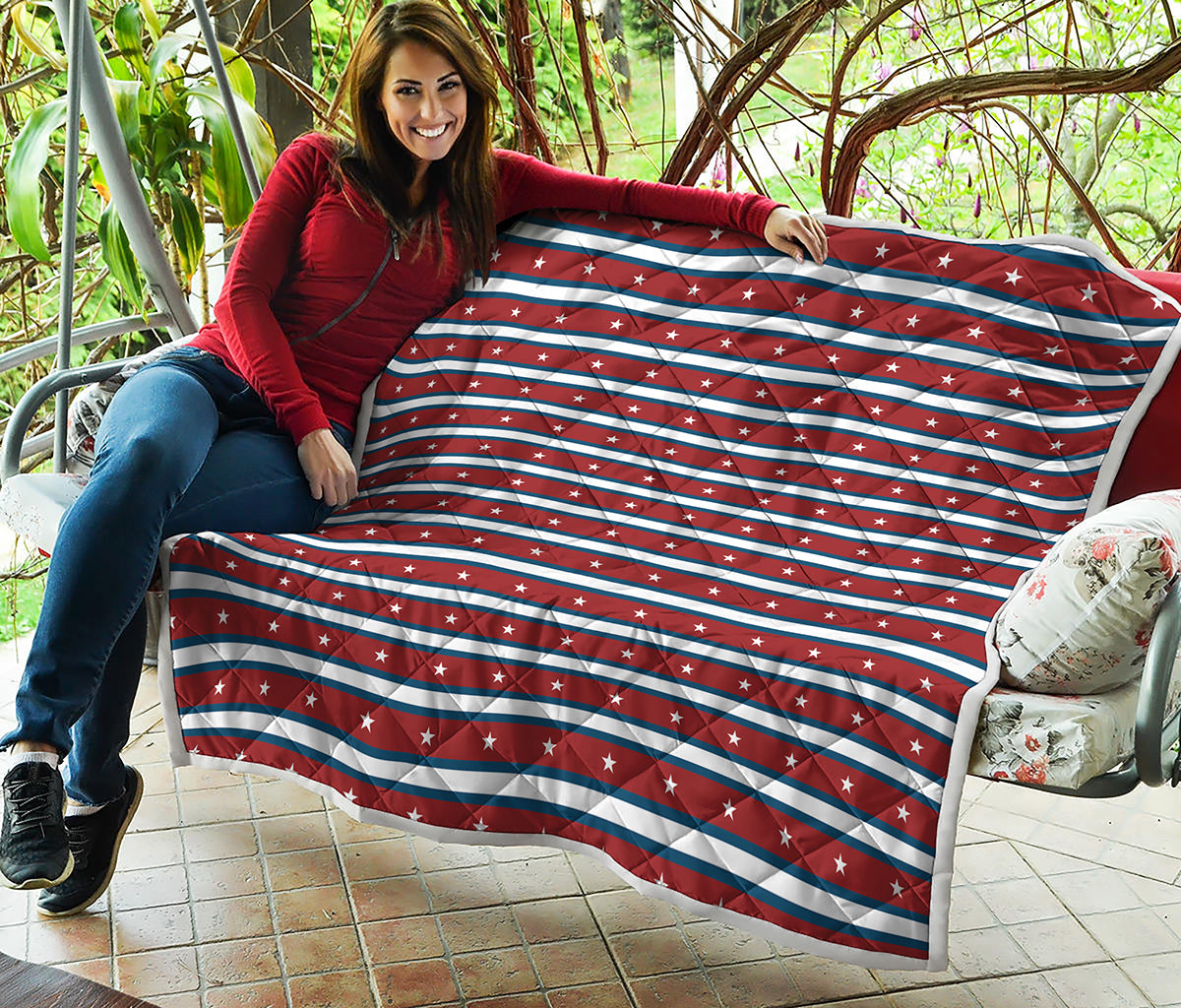 USA Striped Pattern Print Quilt