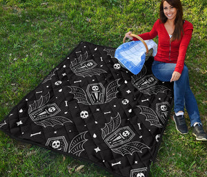 Vampire Coffin Pattern Print Quilt