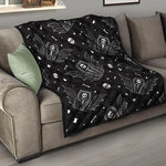 Vampire Coffin Pattern Print Quilt